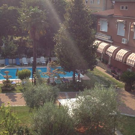 B&B Desenzano Desenzano del Garda Ngoại thất bức ảnh