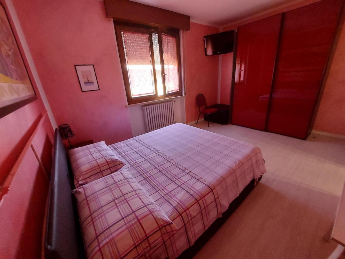 B&B Desenzano Desenzano del Garda Ngoại thất bức ảnh