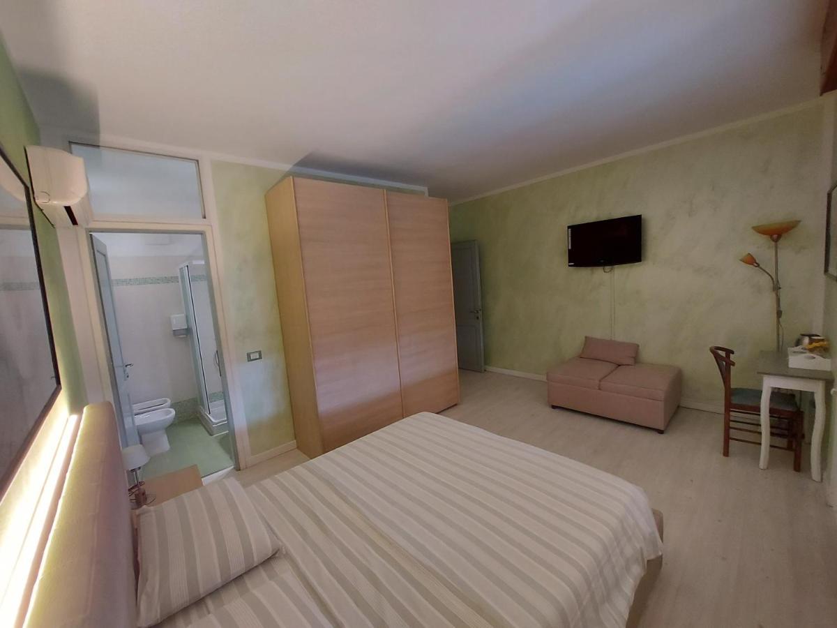 B&B Desenzano Desenzano del Garda Ngoại thất bức ảnh