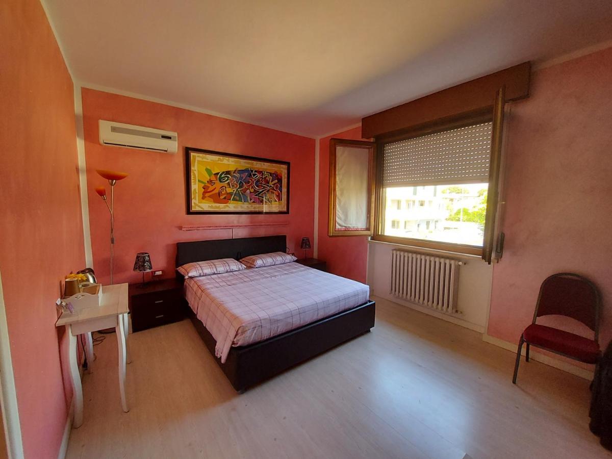 B&B Desenzano Desenzano del Garda Ngoại thất bức ảnh