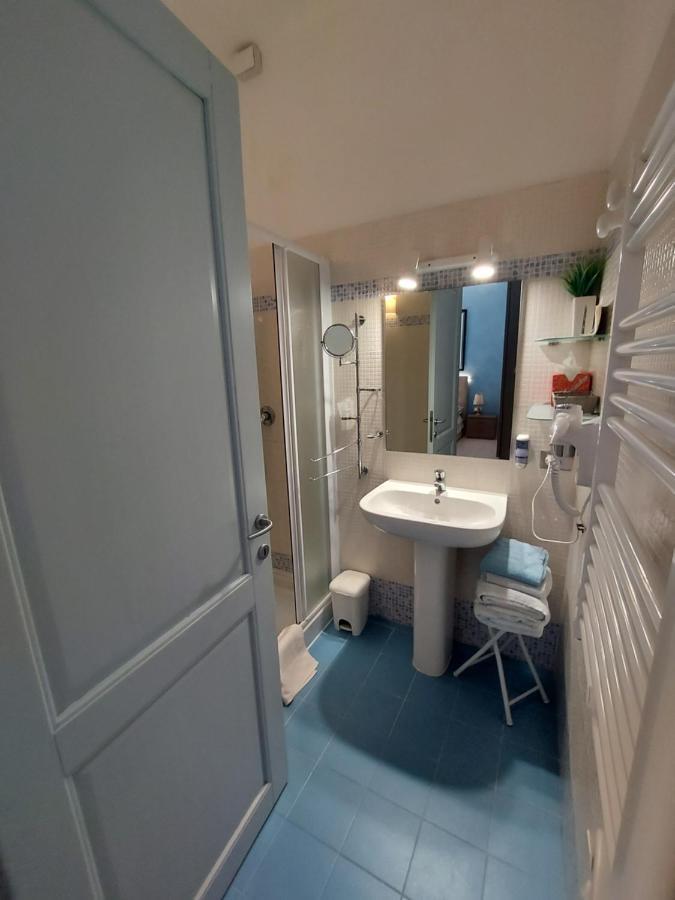 B&B Desenzano Desenzano del Garda Ngoại thất bức ảnh