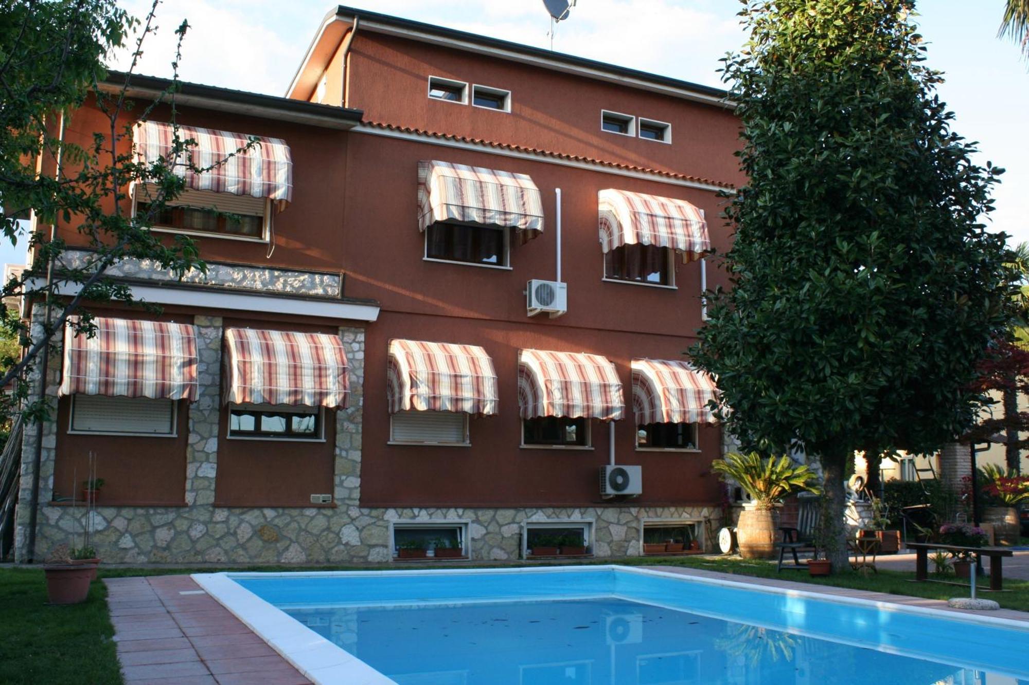 B&B Desenzano Desenzano del Garda Ngoại thất bức ảnh